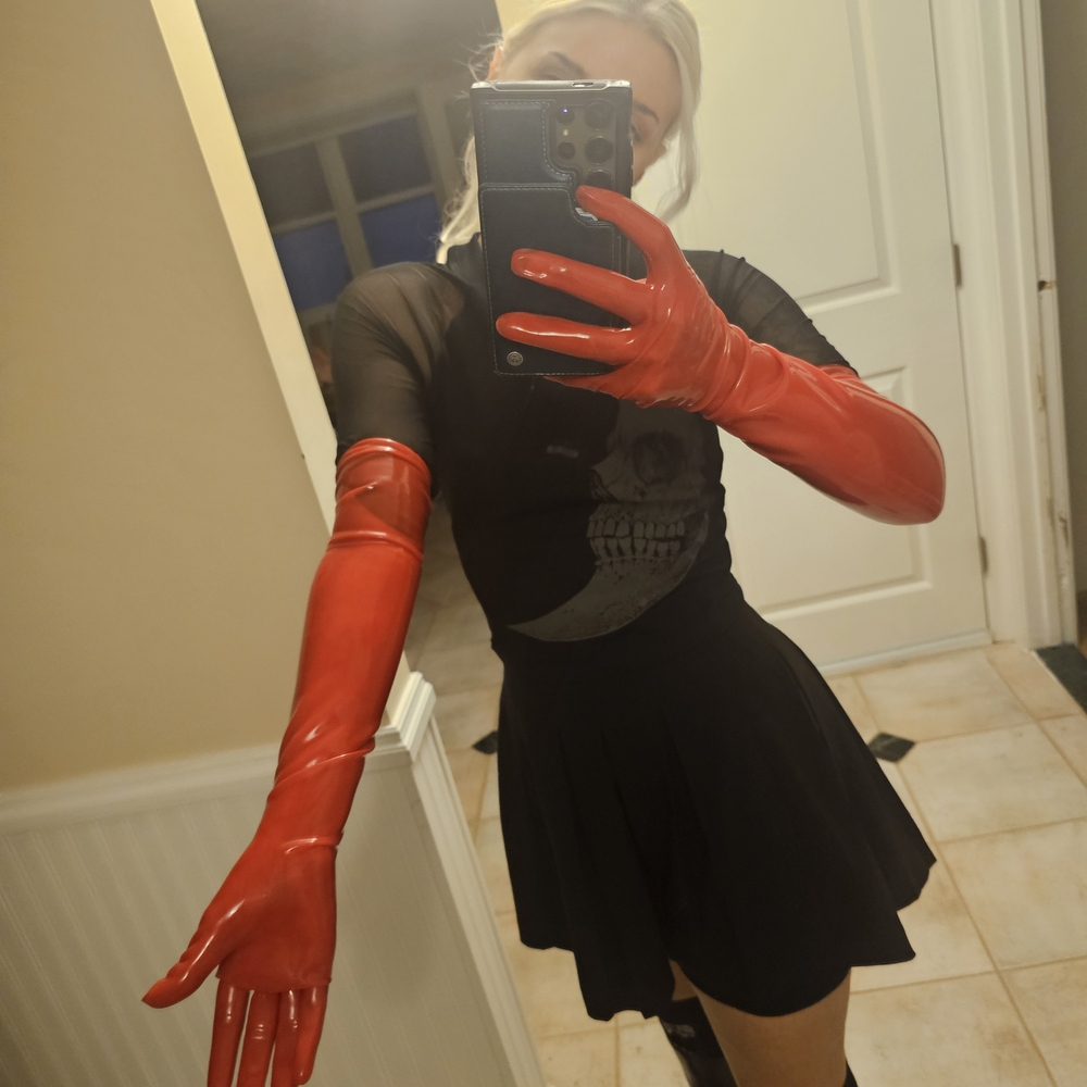 Red Long Latex Gloves